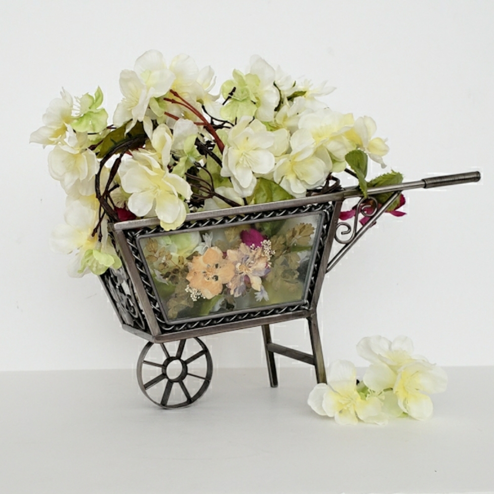 Small Pressed Flower Metal Barrow Plant Flower Stand